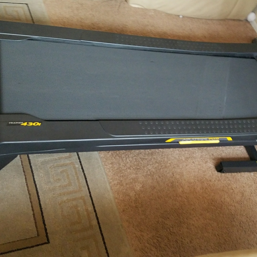 Tread mill - Picture 4 of 4